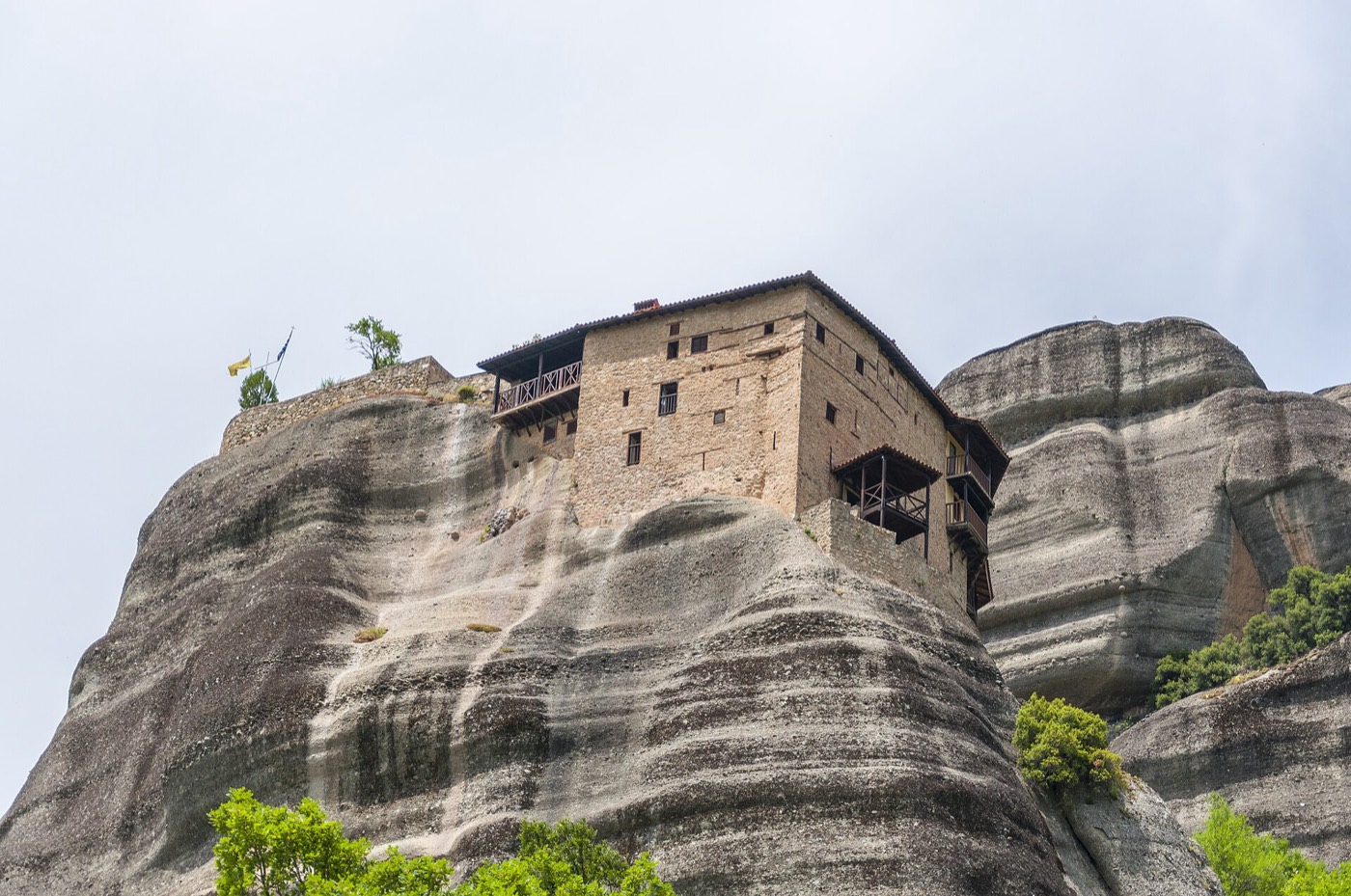 St Nicholas Anapafsas monastery above Kastraki